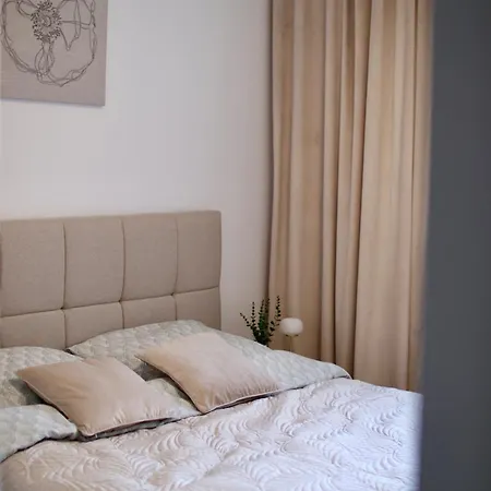 Garden Apartment